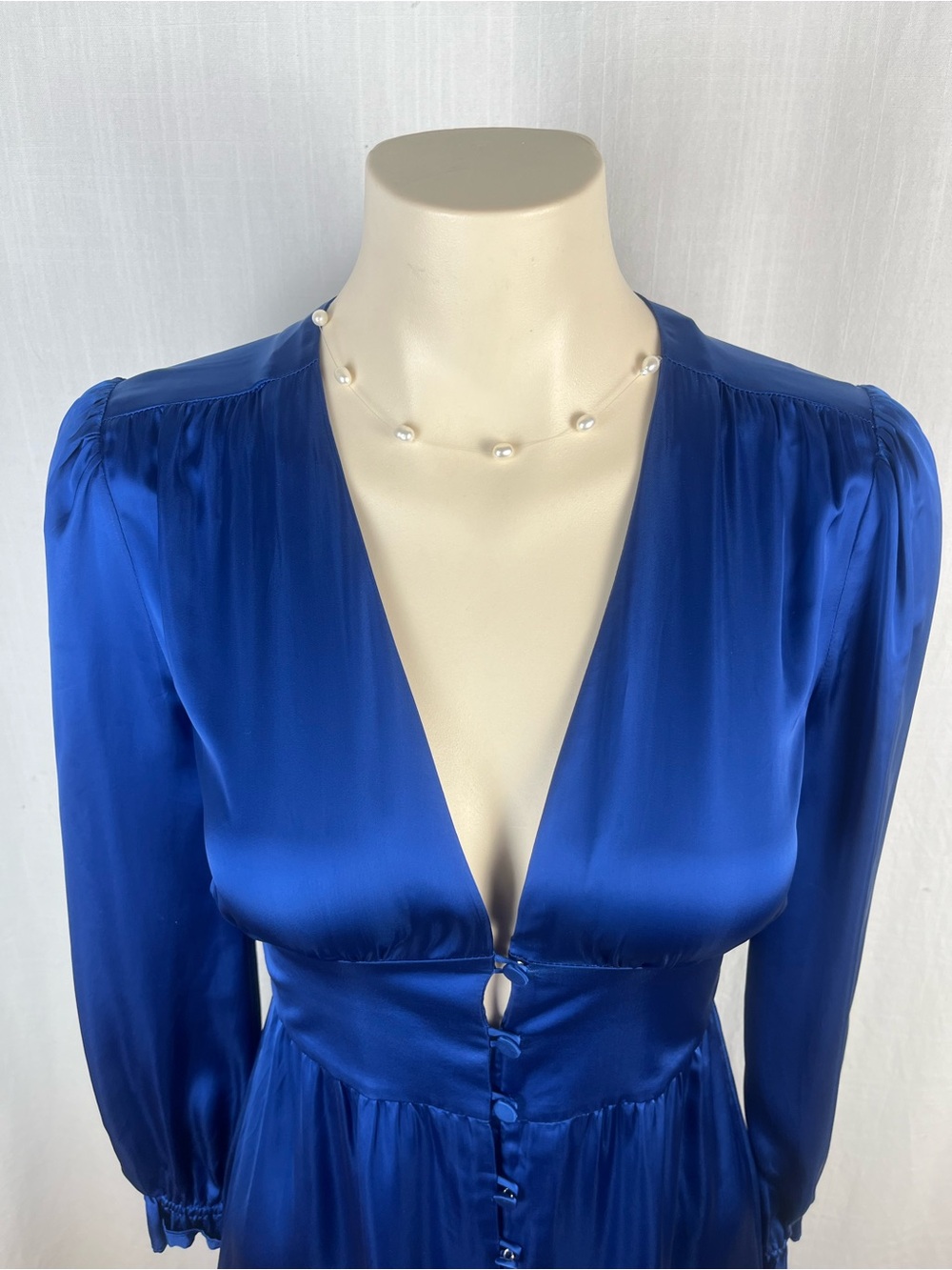 💙Wilfred Royal Blue Satin Long Sleeve Button-Front Midi Dress XS 💙 - Picture 2 of 9